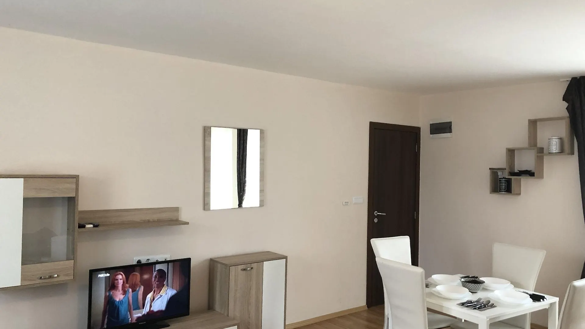 Palace De Luxe Apartments Pomorie 3*,